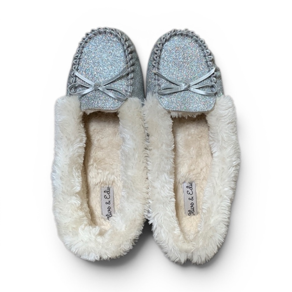 Olive & Edie Girls Glitter Moccasin Slippers Size 6 Cozy Faux Fur